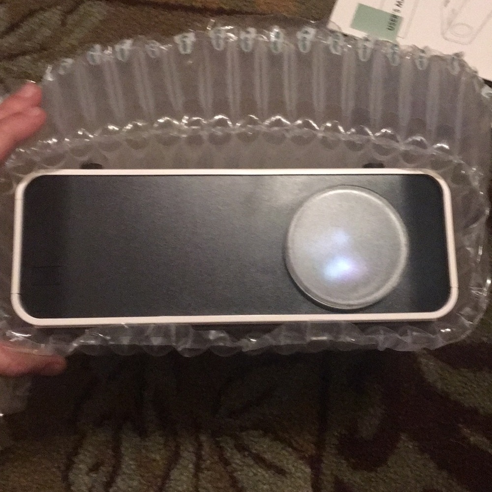 Video/ Movie Projector - Picture 3 of 6